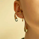 Twist Metal Line Earrings